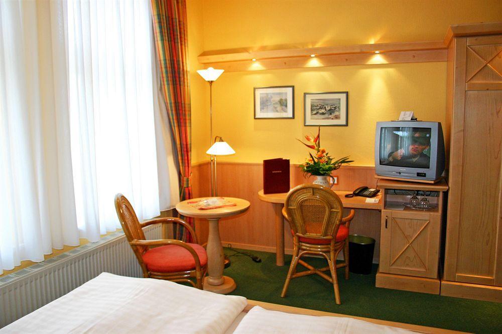 Hotel Dünenschloß Zinnowitz Exterior foto